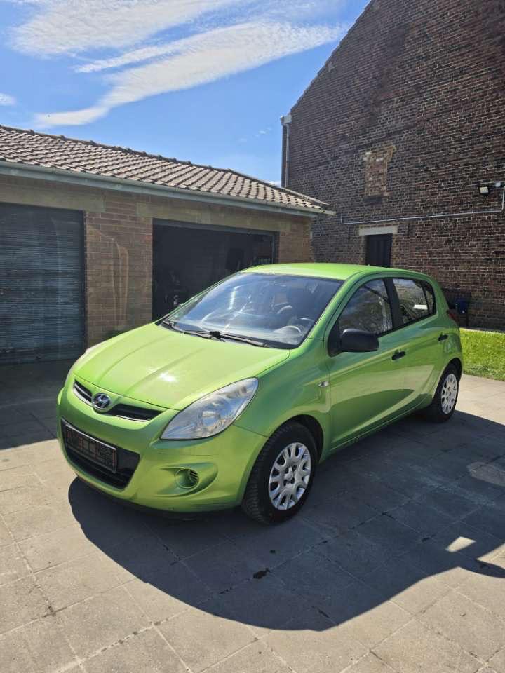 Hyundai i20 prete a immatriculer garantie, Auto's, Bedrijf, Handgeschakeld, Onderhoudsboekje, I20