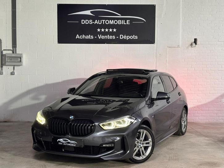 ***Bmw 118I Pack M Automaat 12 maanden garantie, Auto's, BMW, Bedrijf, 1 Reeks, Benzine, Euro 6, Berline, 5 deurs, Automaat, Zilver of Grijs
