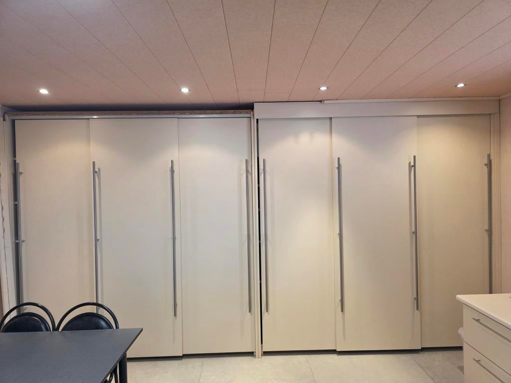 Bureau gratis, Ophalen