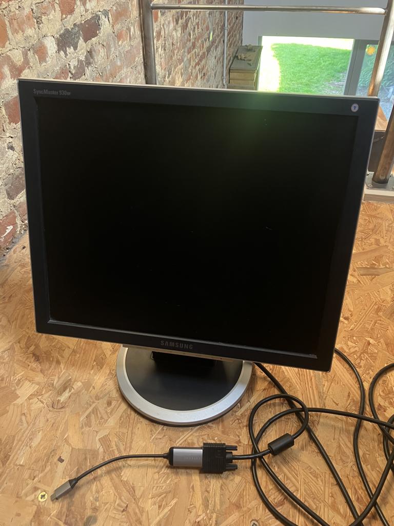 Samsung Syncmaster 930BF met VGA-USB-c adapter., Gebruikt, Ophalen of Verzenden, USB-C, Samsung