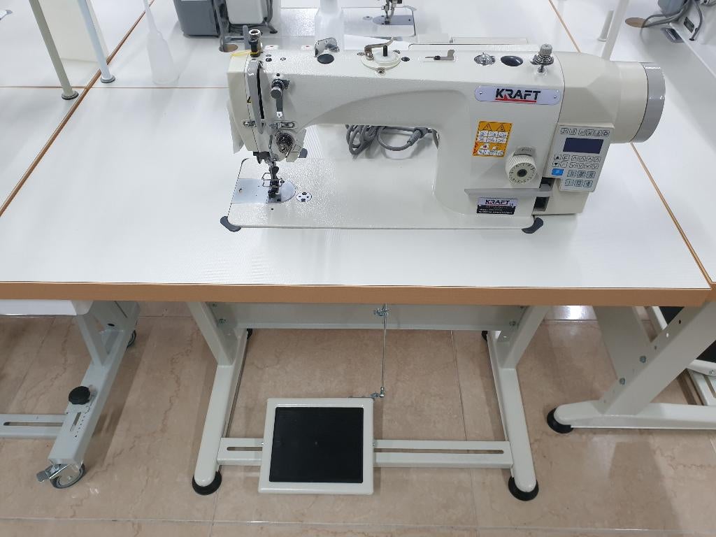 Krafft 206 Industriële Leermachine – 3-voudig Transport, Nieuw, Naaimachine, Industrieel, Ophalen