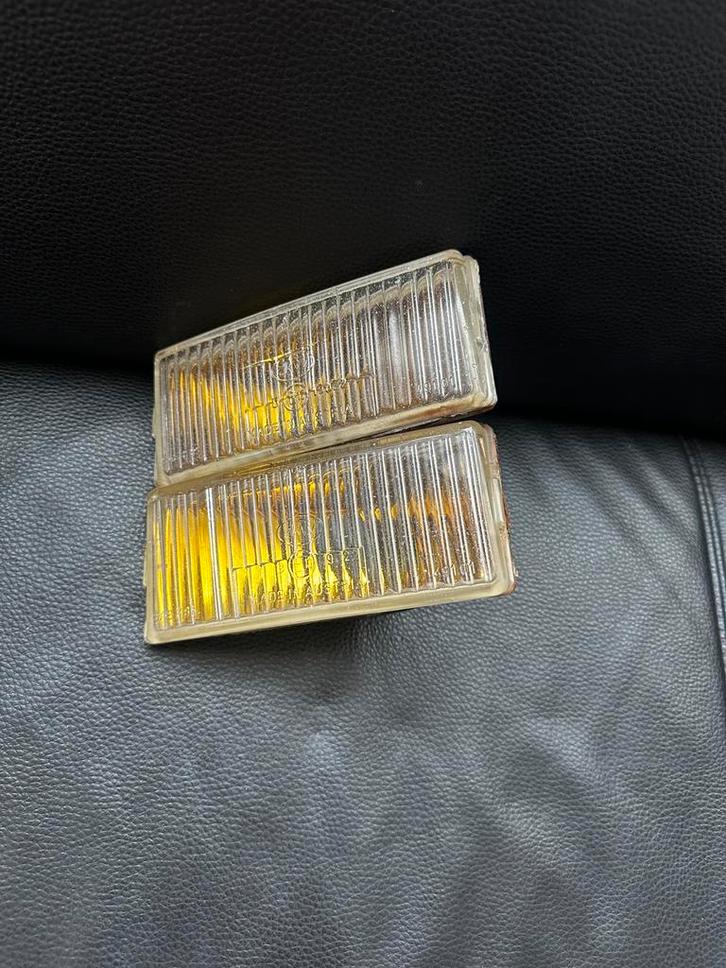 Paire Antibrouillards jaunes bmw e30 e24 e28 e23 original, Autos : Pièces & Accessoires, Éclairage, BMW, Enlèvement ou Envoi