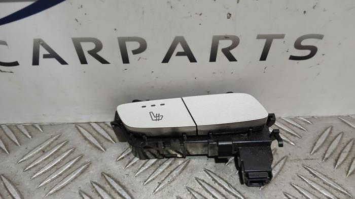 Stoelverwarmings Schakelaar van een Mercedes C-Klasse, Auto-onderdelen, Interieur en Bekleding, Mercedes-Benz, Gebruikt, 3 maanden garantie