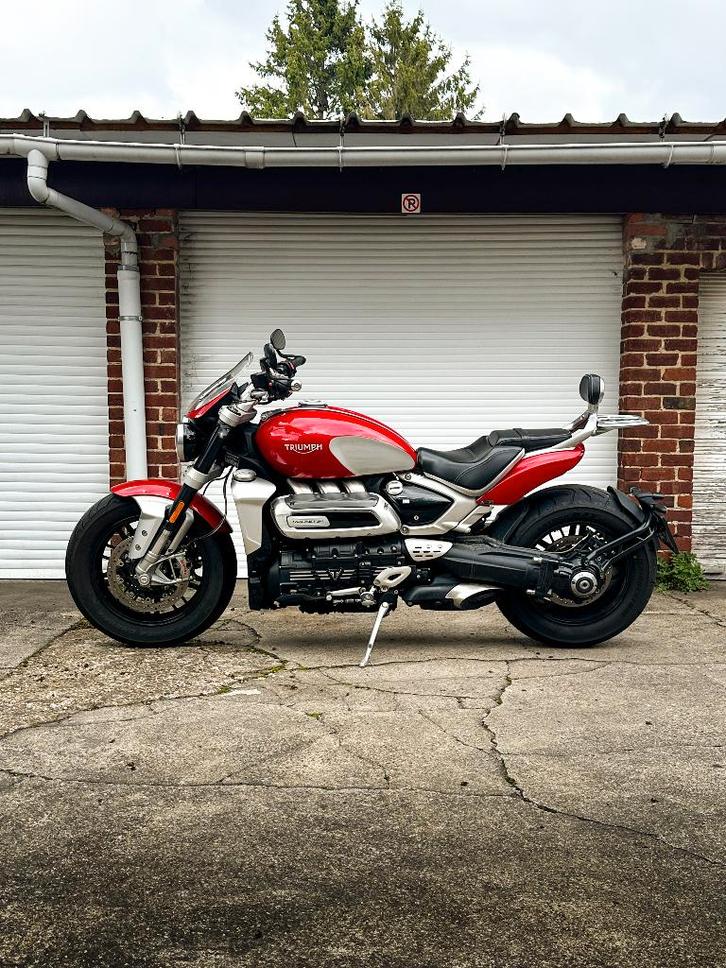 Rocket 3 R, Motoren, Motoren | Triumph, Bedrijf, Chopper, meer dan 35 kW, 3 cilinders, Motorrijbewijs A, ABS, Cruise Control, Handvatverwarming