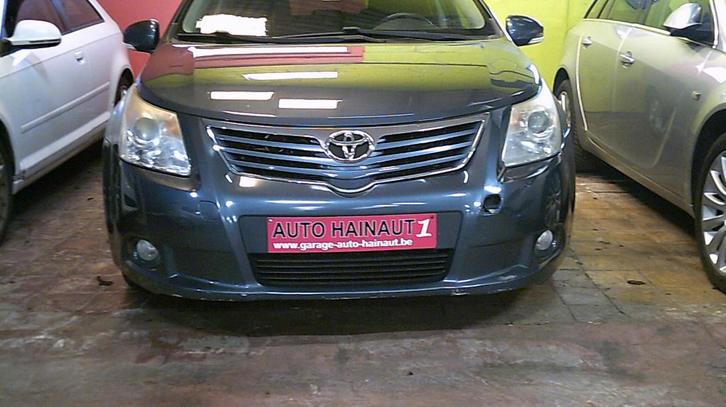 TOYOTA AVENSIS 2000CC DIESEL 2011, Autos, Toyota, Entreprise, Achat, Avensis, ABS, Caméra de recul, Phares directionnels, Régulateur de distance