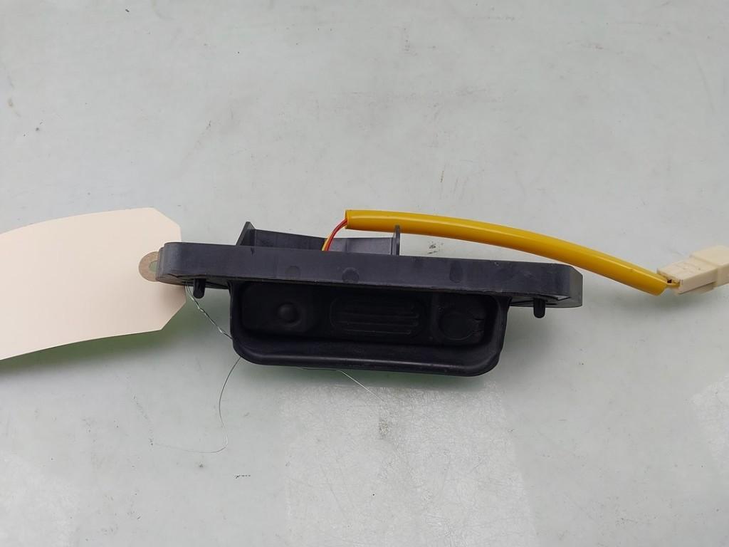 POIGNEE Mitsubishi Outlander (GF / GG) (|5810A077|), Dhr. J. Ham, Administratie@autoham.nl, Utilisé, Mitsubishi