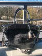Zilverkleurige ruime handtas - Caroline Biss, Handtassen en Accessoires, Ophalen, Zo goed als nieuw, Handtas