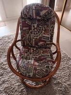 Vintage rotan draai/schommelstoel, Ophalen