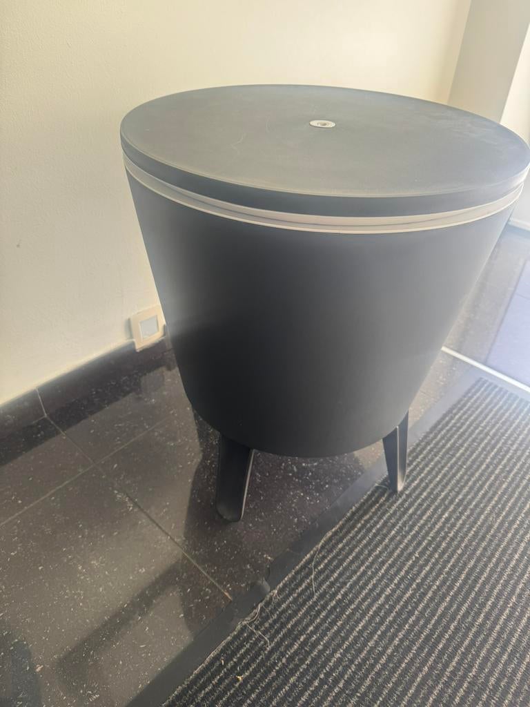 Koelbar tafel, Tuin en Terras, Ophalen, Zo goed als nieuw