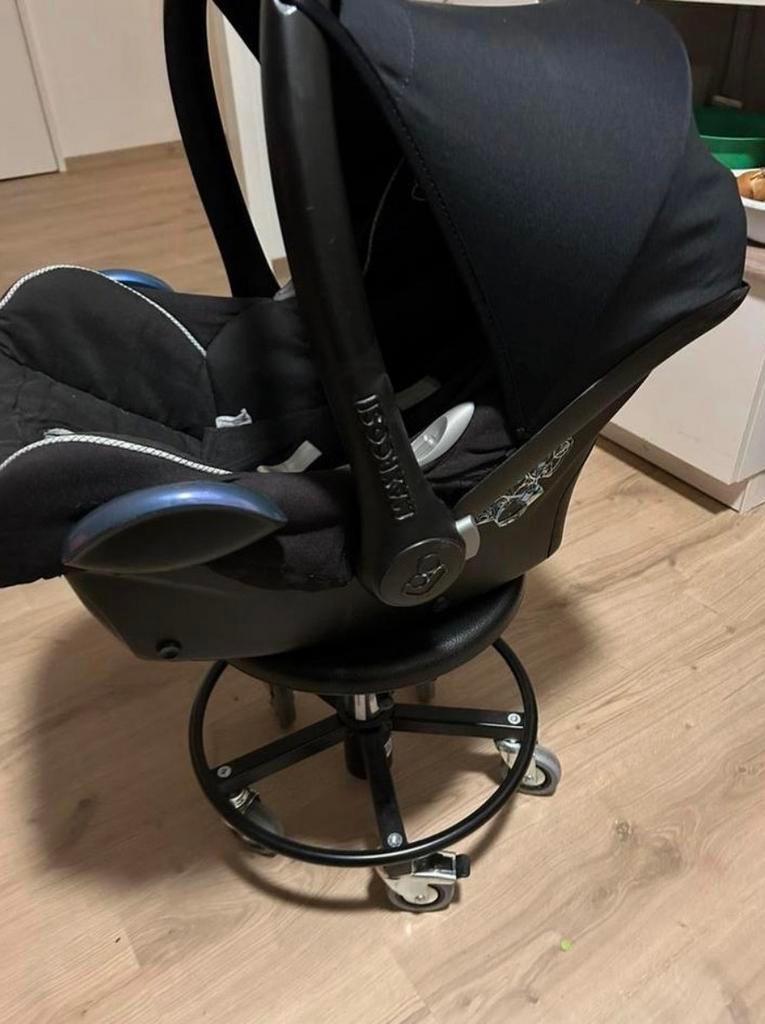 Maxi-cosi te koppelen op de iso-fix, Kinderen en Baby's, Autostoeltjes, Ophalen of Verzenden, Maxi-Cosi