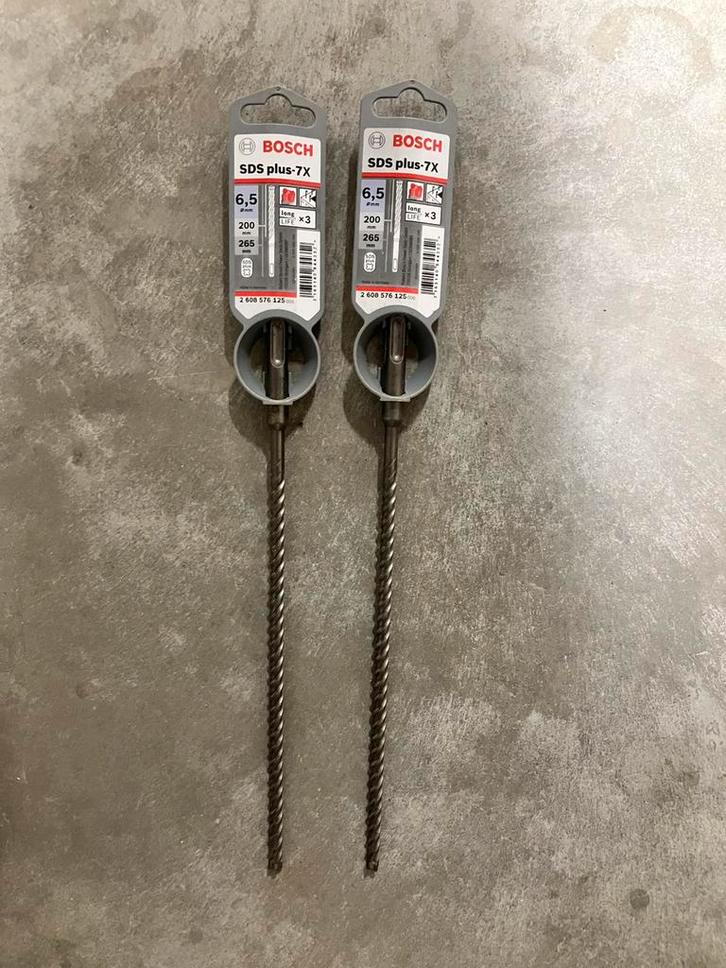 Twee Bosch SDS plus 7x 6,5mmx200mm, Verzamelen, Speldjes, Pins en Buttons, Zo goed als nieuw, Ophalen