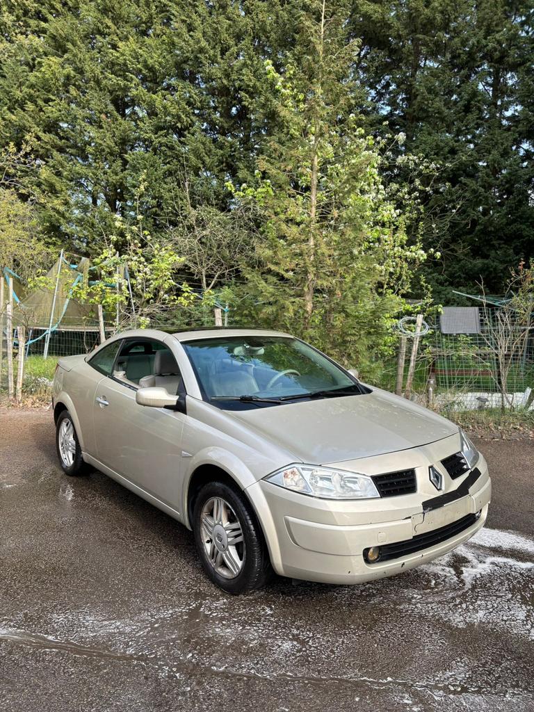 Mégane cabriolet, Autos, Achat, Cabriolet, Boîte manuelle, Vitres électriques