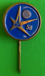 Épinglette exposition 1958, Collections