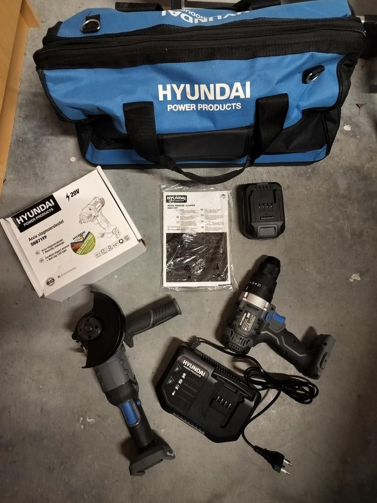 Hyundai accu machines, Ophalen