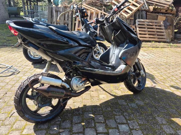Yamaha Aerox 50cc–B klasse–Veel vernieuwd–met werk, Vélos & Vélomoteurs, Scooters | Yamaha, Aerox, Enlèvement