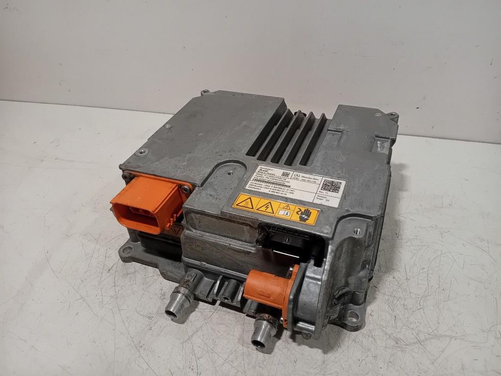 Computer Mercedes-Benz EQ-Klasse, Onderdelen@venauto.nl, Van der Ven Autorecycling B.V., Gebruikt, Ettenseweg 76, 4706 PB Roosendaal, The Netherlands