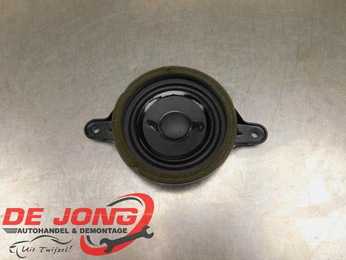 Haut-parleur d'un Audi A6, Autos : Pièces & Accessoires, Électronique & Câbles, Audi, Utilisé, 3 mois de garantie, Enlèvement ou Envoi