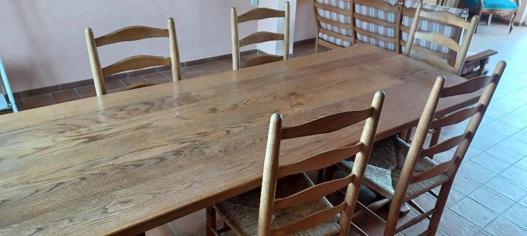 table en chêne et 6 chaises en très bon état, Maison & Meubles, Ancien, 200 cm ou plus, Enlèvement, Utilisé
