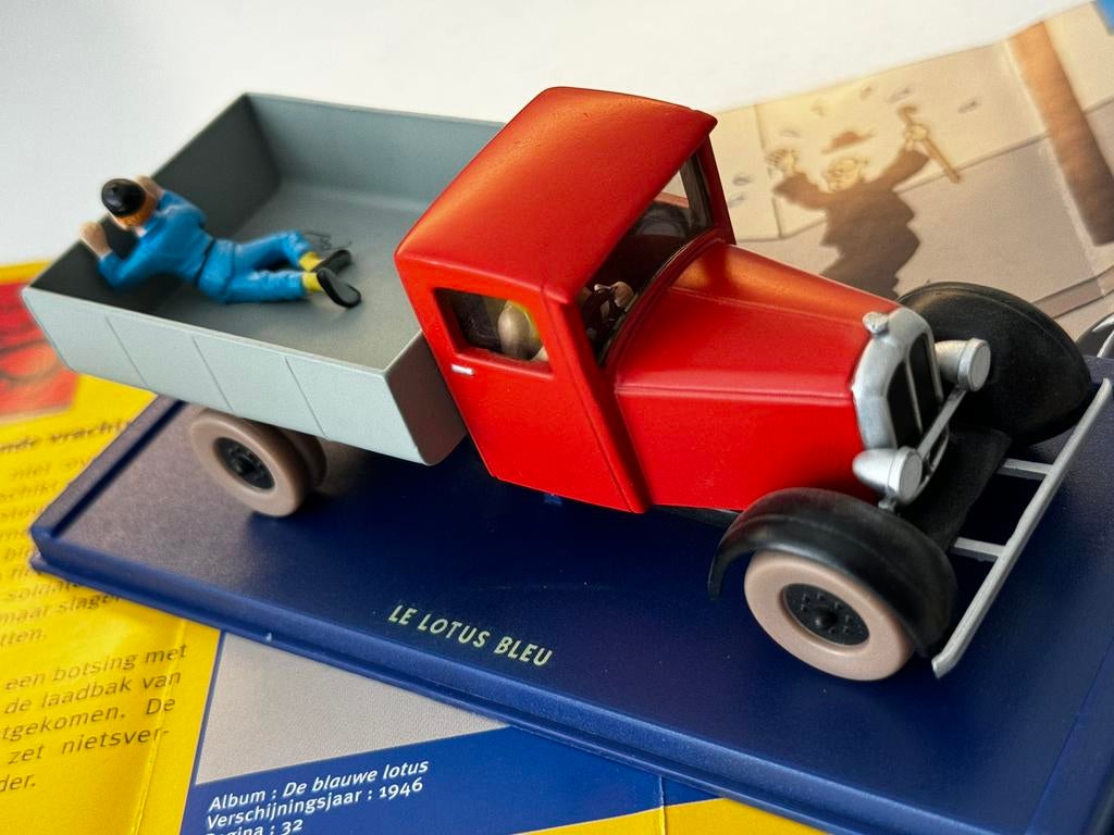 Kuifje auto 1:43 de rode vrachtwagen uit blauwe lotus, Enlèvement ou Envoi, Tintin, Comme neuf