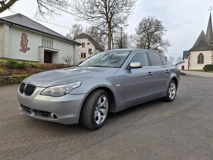 BMW 525d e60, Auto's, BMW, Bedrijf, 5 Reeks, Radio, Diesel, Euro 4, Berline, 4 deurs, Automaat, Zilver of Grijs, Zwart, Leder