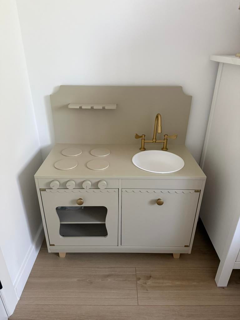 Houten speelkeuken petite amélie, Ophalen, Zo goed als nieuw, Speelkeuken