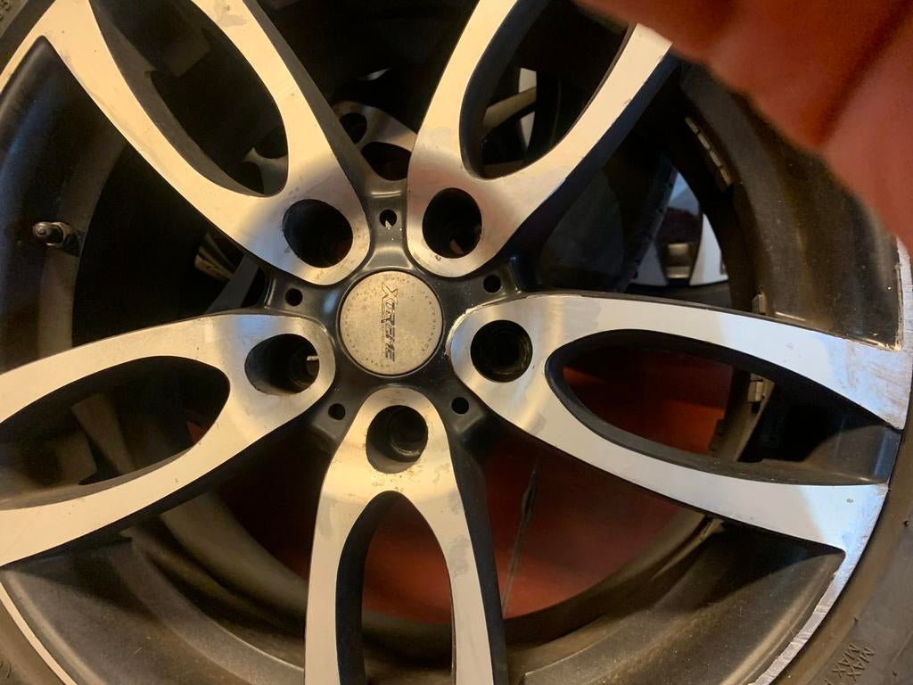 Banden 205/50/R17, Auto-onderdelen, Banden en Velgen, Ophalen, Band(en)