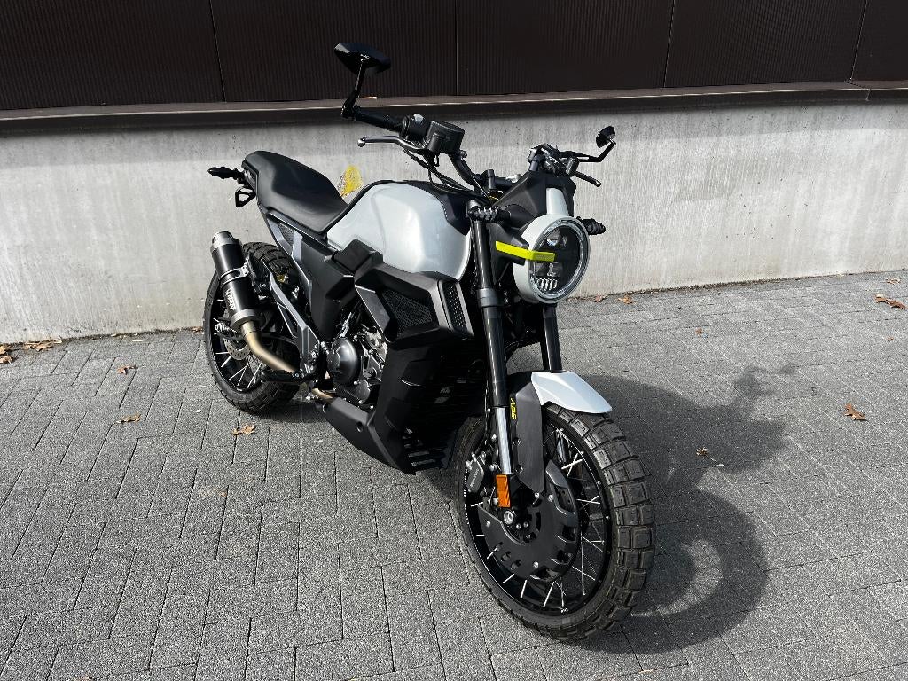 Zontes GK125, Motoren, Motoren | Overige merken, Bedrijf, Toermotor, 11 kW of minder, 1 cilinder, Minimaal motorrijbewijs A1, Handgeschakeld