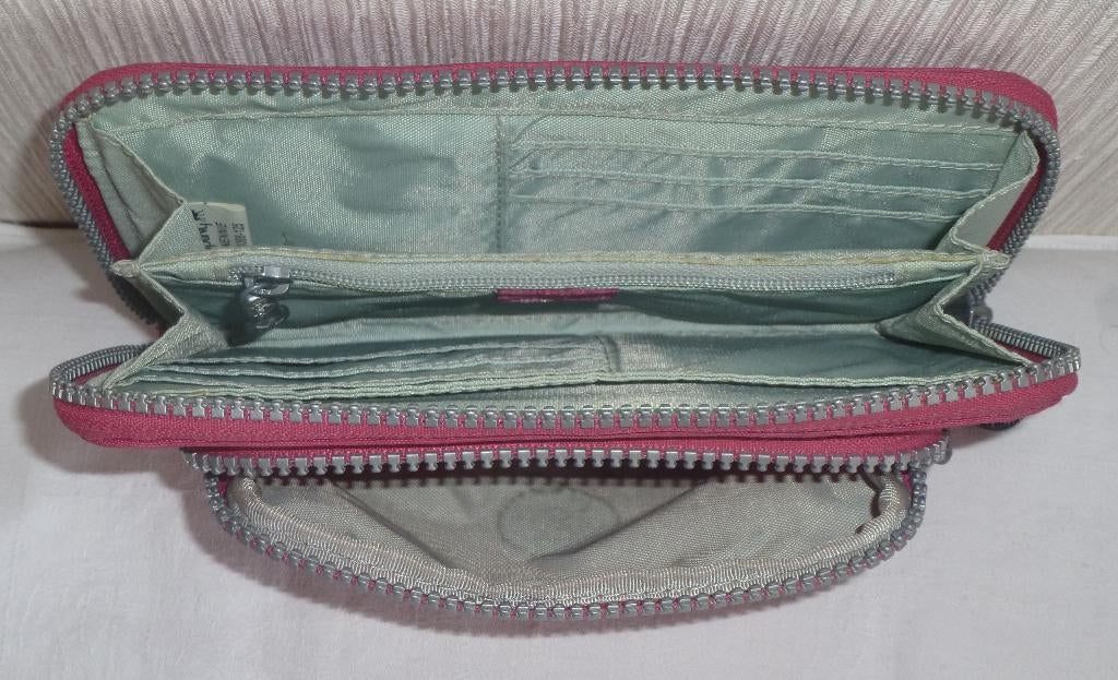 Kipling grand portefeuille porte-monnaie dame fuchsia, Bijoux, Sacs & Beauté, Porte-monnaie & Portefeuilles, Enlèvement ou Envoi