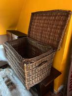 Grote rieten rechthoekige mand met deksel, Huis en Inrichting, Woonaccessoires | Kisten, Ophalen