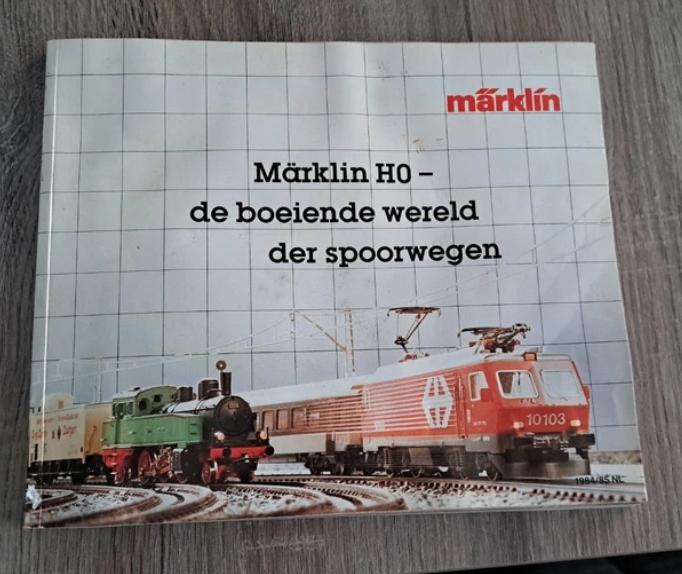 Catalogus Märklin H0 125 jaar Märklin, Gelijkstroom of Wisselstroom, Overige typen, Ophalen of Verzenden, Zo goed als nieuw