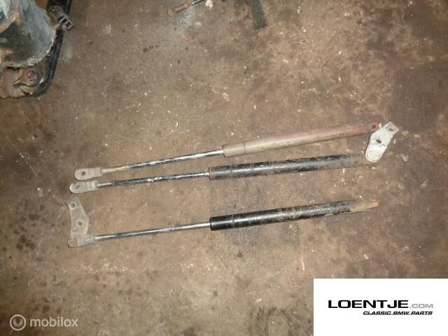 Gasveer achterklep BMW 02 touring, Enlèvement ou Envoi, Utilisé, BMW, BMW