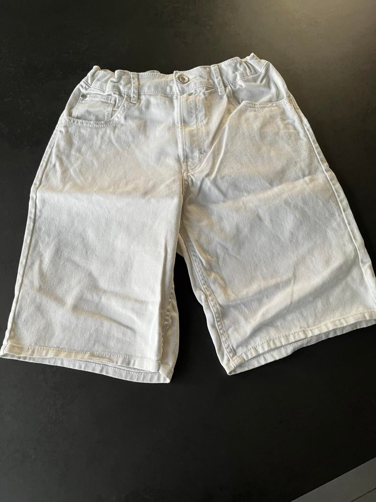 H&M witte jeansshort loose fit. Maat 158. Zeer goede staat., Enfants & Bébés, Vêtements enfant | Taille 158, Enlèvement ou Envoi