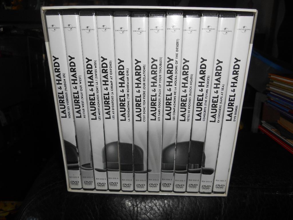 Laurel et Hardy coffret de 12 DVD, Enlèvement ou Envoi, Coffret