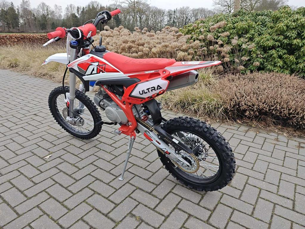 Tunder 150cc Crossmotor, Motoren, Bedrijf, Overig