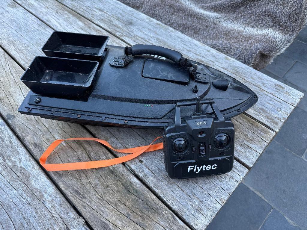 bateau à appâts flytec à vendre, Enlèvement, Utilisé