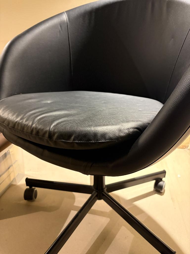 Chaise de bureau SKRUVSTA, Enlèvement, Comme neuf, Noir, Chaise de bureau