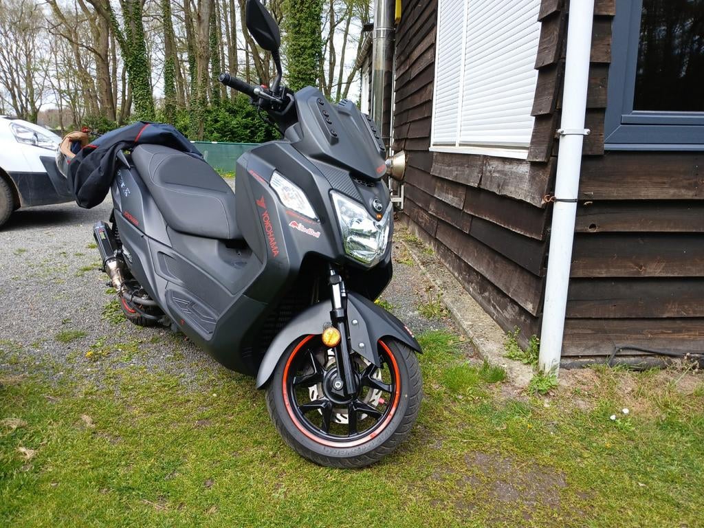 Sym joymax Z 125i, Occasion, 125 cm³, Éclairage LED, 12 à 35 kW