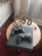 PS4 slim + 2controllers, Games en Spelcomputers, Ophalen