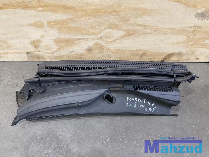 PEUGEOT 107 C1 Paravan paravent 2005-2014, Auto-onderdelen, Carrosserie, Motorkap, Peugeot, Gebruikt