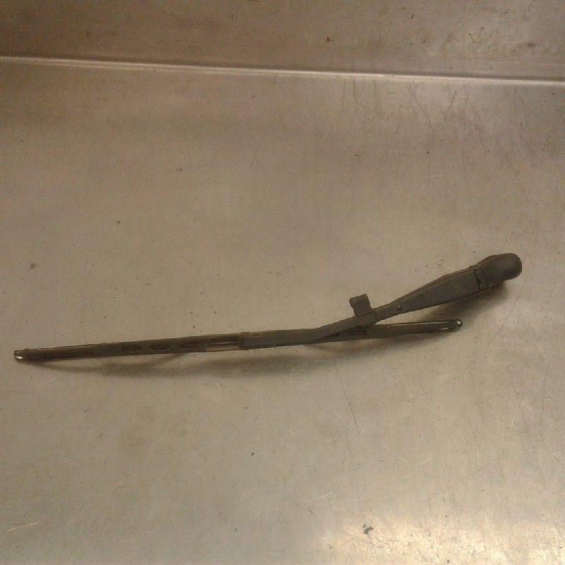 ESSUIE-GLACE BRAS ARRIÈRE VITRE Mazda 323 Fastbreak (BJ14), Utilisé, Mazda