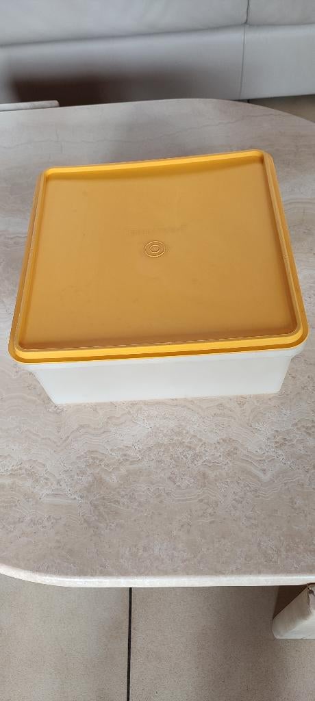 Boîte Tupperware, Maison & Meubles, Cuisine| Tupperware, Enlèvement ou Envoi, Utilisé, Jaune, Boîte