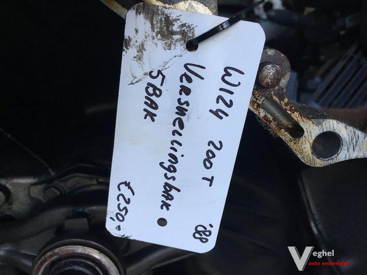 Mercedes w124  2.2  1994  Versnellingsbak 5 Bak, Auto-onderdelen, Transmissie en Toebehoren, Gebruikt, Ophalen of Verzenden