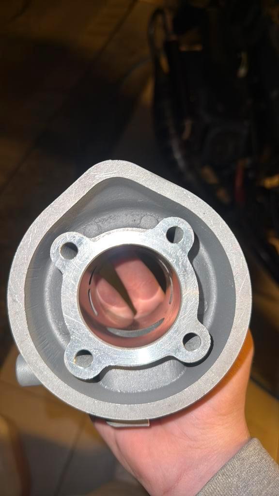 Athena Cilinder 80cc T5 Minarelli Horizontaal - watergekoeld, Motos, Tuning & Styling, Enlèvement