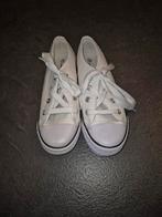 Nieuwe witte stoffen schoenen- Panther - maat 33, Enfants & Bébés, Vêtements de bébé | Chaussures & Chaussettes, Neuf, Garçon ou Fille