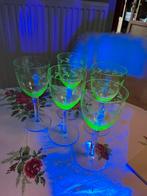 Uranium glazen 4 stuks, Antiek en Kunst, Antiek | Glaswerk en Kristal, Ophalen