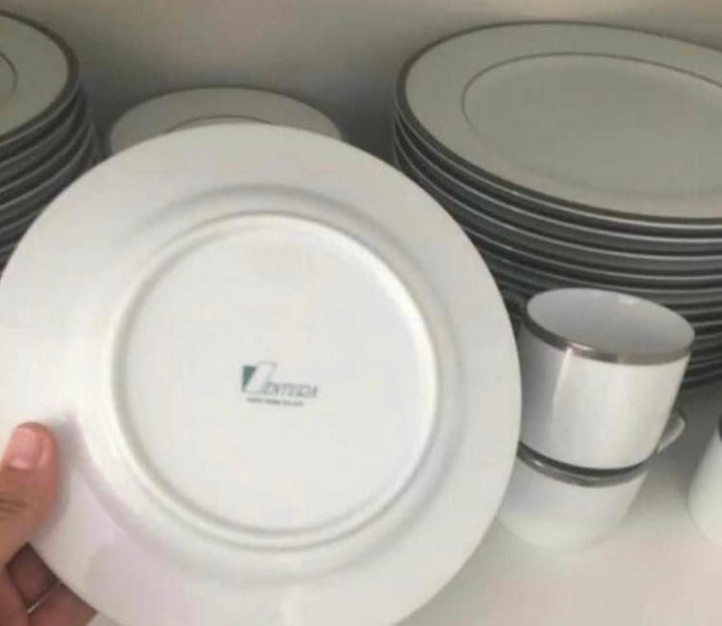 Porseleinen servies met zilveren rand 12 stuks, Maison & Meubles, Enlèvement ou Envoi