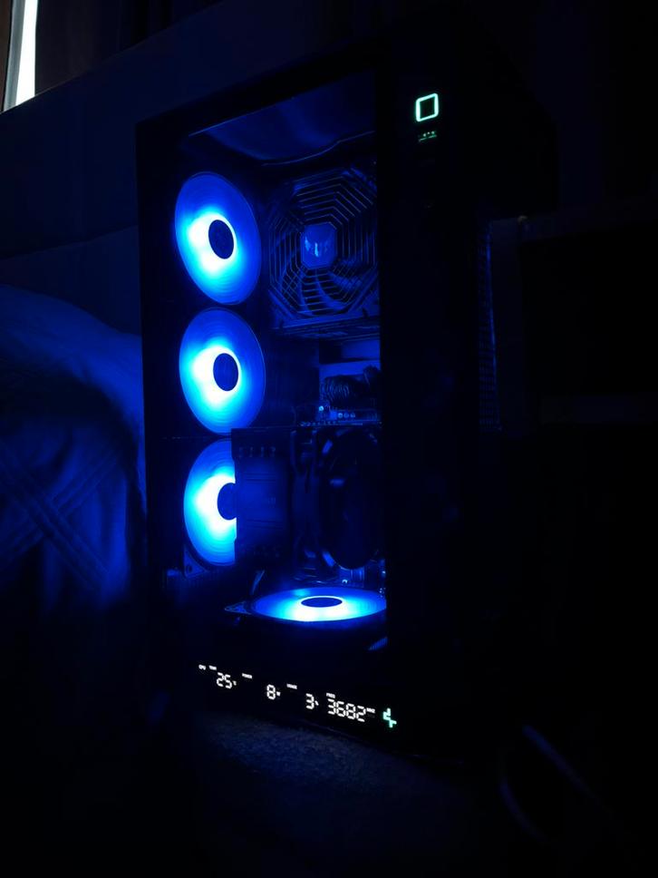 Gaming pc, Games en Spelcomputers, Games | Pc, Zo goed als nieuw, Ophalen