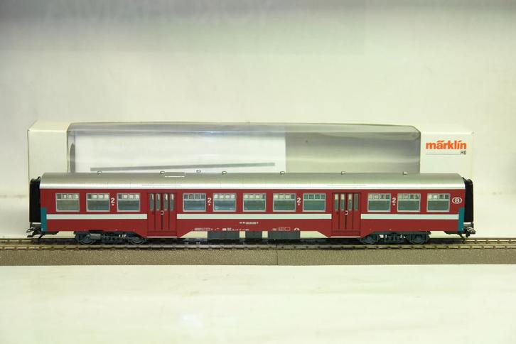 MARKLIN SNCB NMBS VOITURE M2 BORDEAUX COINS BLEUS UIC, Hobby & Loisirs créatifs, Trains miniatures | HO, Comme neuf, Wagon, Märklin