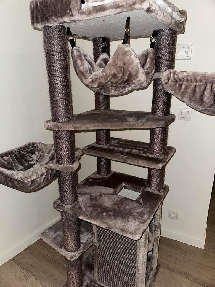 Krabpaal (PETREBELS), Animaux & Accessoires, Meubles griffoirs pour chats, Utilisé, Griffoir, Enlèvement