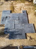 Natuursteen tegels kerkvloer in Romeins verband, Ophalen